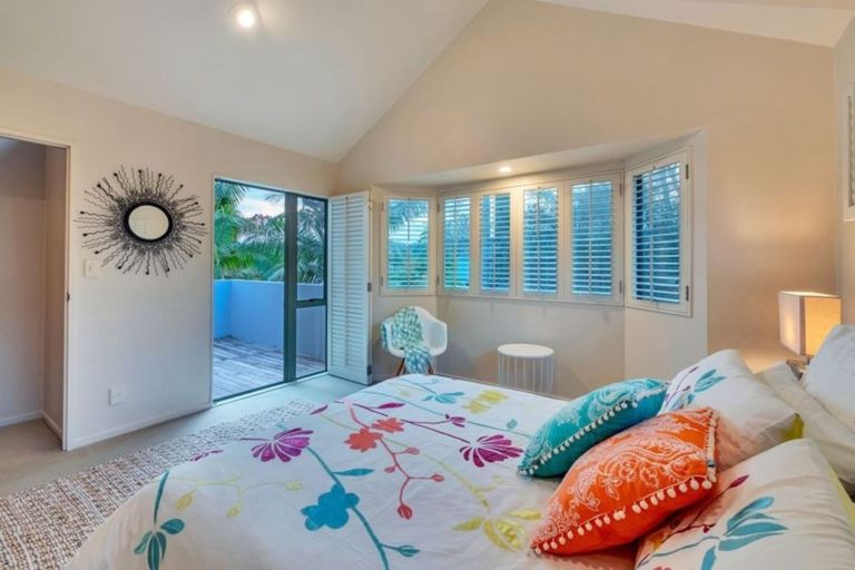 Photo of property in 12 Waipuia Place, Greenhithe, Auckland, 0632