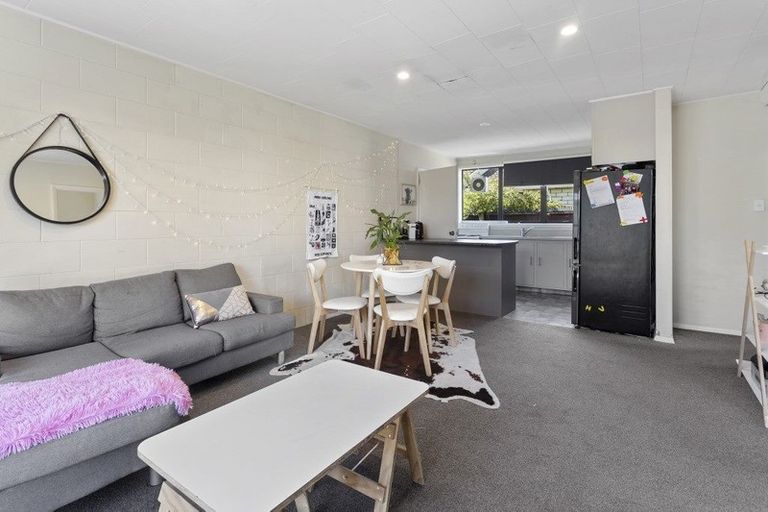 Photo of property in 15b Scotswood Place, Rangiora, 7400