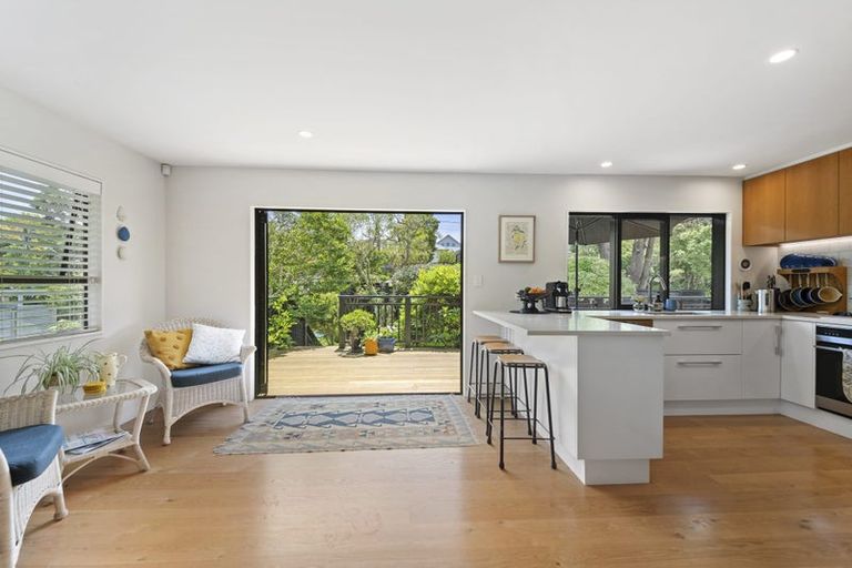 Photo of property in 1/16 Channel View Road, Campbells Bay, Auckland, 0630