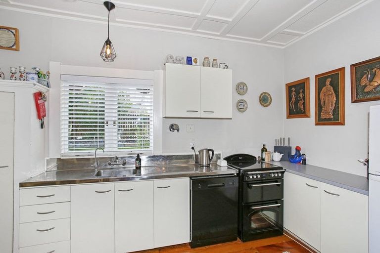 Photo of property in 18a Helvetia Road, Pukekohe, 2120