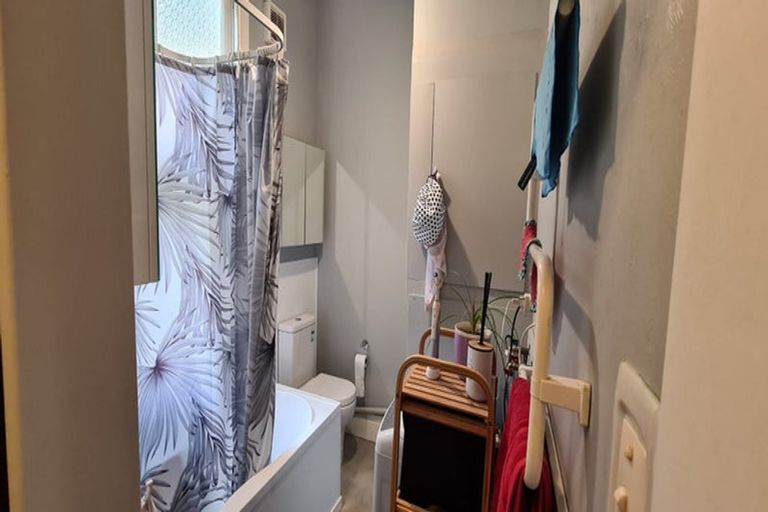 Photo of property in 7 Mcintyre Avenue, Mount Victoria, Wellington, 6011