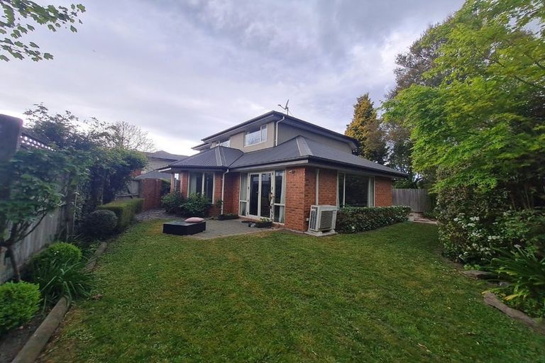 Photo of property in 7a Westburn Terrace, Burnside, Christchurch, 8041
