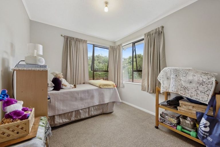 Photo of property in 36 Riverbank Street, Ebdentown, Upper Hutt, 5018
