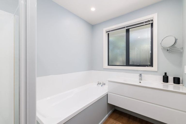 Photo of property in 11 Ashbourne Street, Burnside, Christchurch, 8053