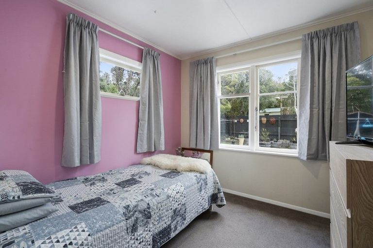 Photo of property in 31 Stanley Street, Wainuiomata, Lower Hutt, 5014