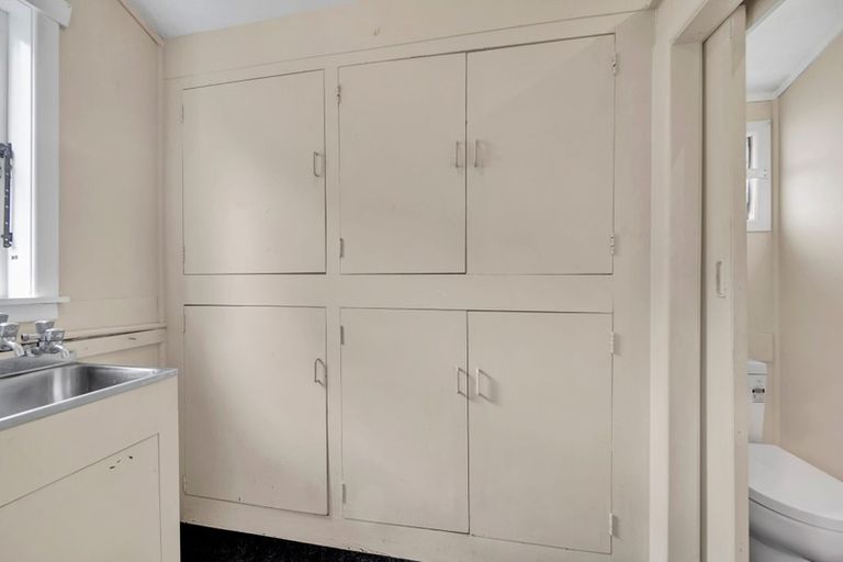 Photo of property in 10 Burns Street, Hawera, 4610