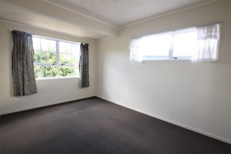 Photo of property in 61 Alabaster Drive, Papatoetoe, Auckland, 2025