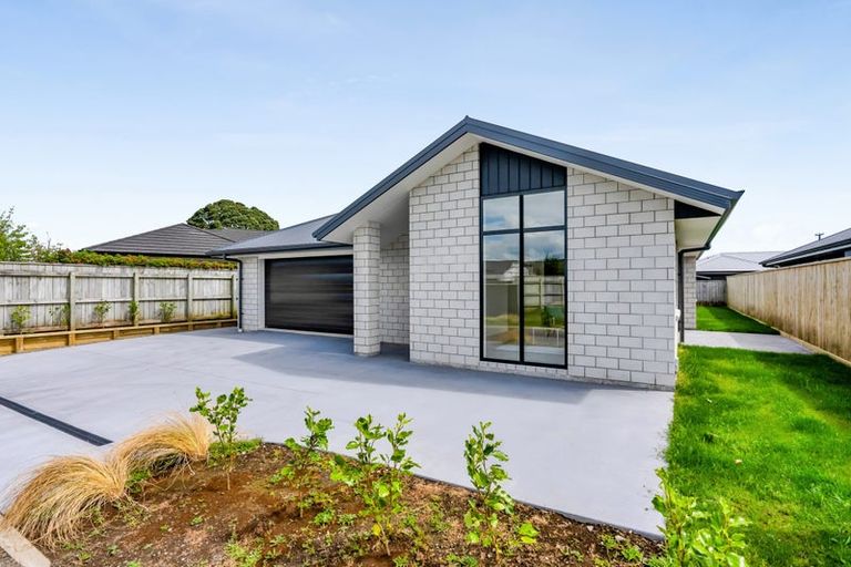 Photo of property in 13 Roka Street, Bell Block, New Plymouth, 4312