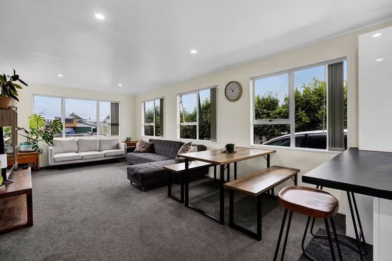 Photo of property in 3 Veronica Place, Bell Block, New Plymouth, 4312