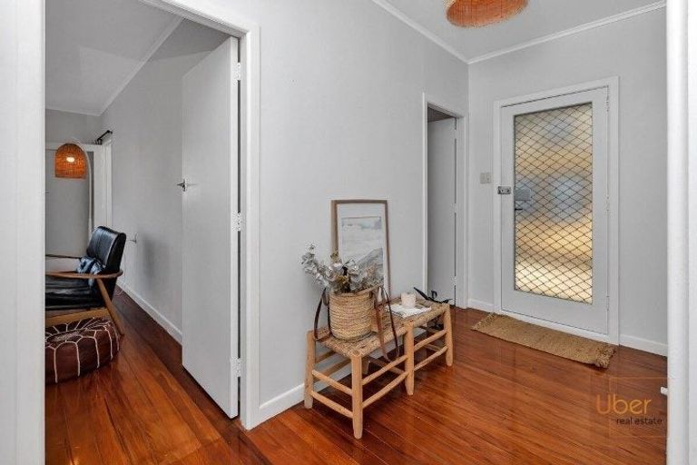 Photo of property in 3/96 Mill Road, Kensington, Whangarei, 0112