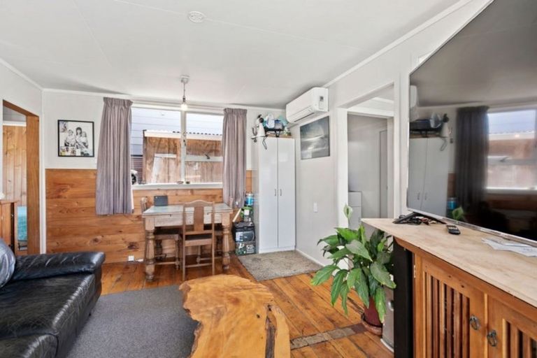 Photo of property in 12 Fyfe Road, Waihi Beach, 3611