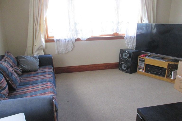 Photo of property in 25 Tiller Close, Kelvin Grove, Palmerston North, 4414