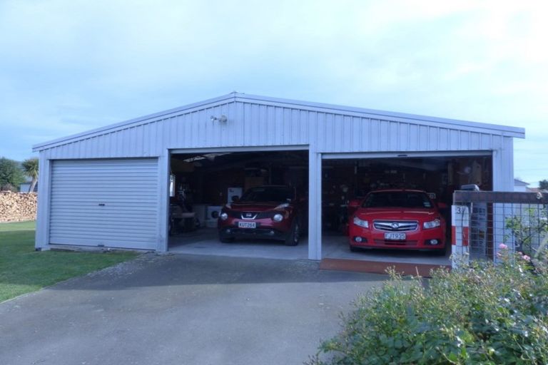 Photo of property in 10 Studholme Street, Waimate, 7924