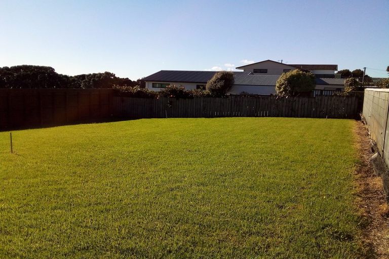 Photo of property in 9a Bayly Road, Moturoa, New Plymouth, 4310