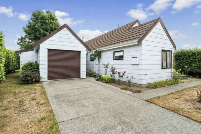 Photo of property in 26 Kingfisher Way, Te Kowhai, Hamilton, 3288