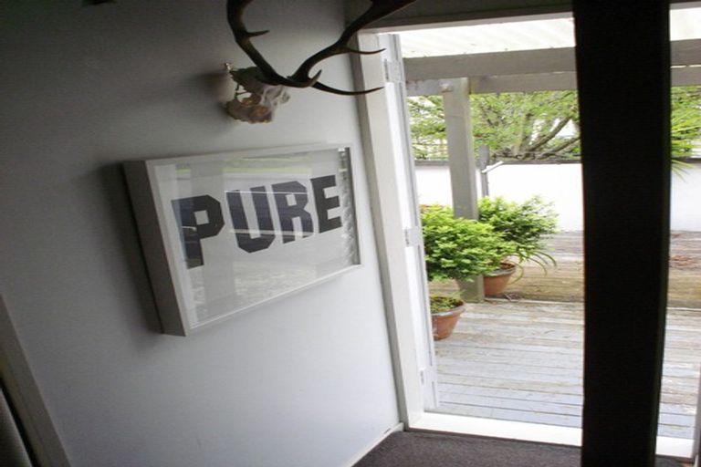 Photo of property in 26a Ranelagh Street, Karori, Wellington, 6012