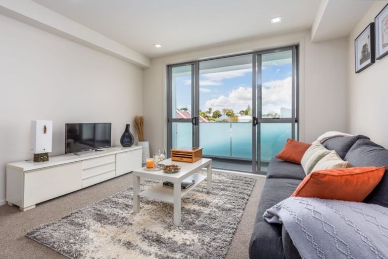 Photo of property in 1h/17 Blake Street, Ponsonby, Auckland, 1011