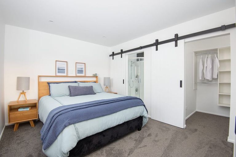 Photo of property in 5 Ella Lane, Green Island, Dunedin, 9018