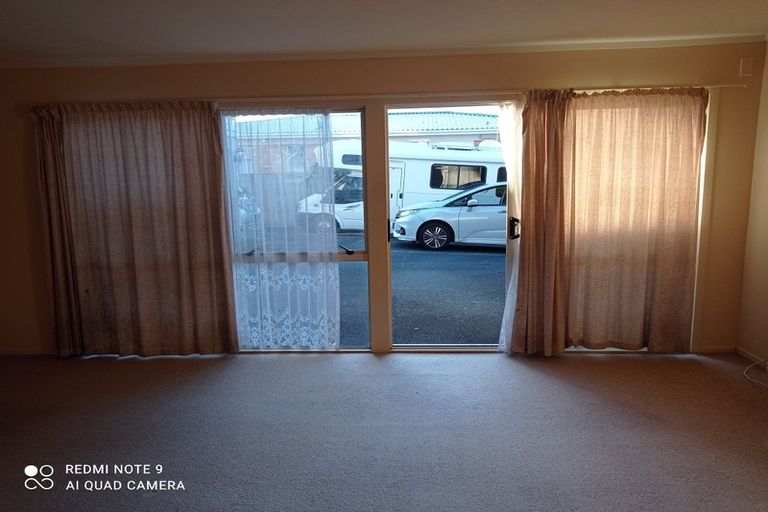 Photo of property in 1/14 Beatrice Avenue, Hillcrest, Auckland, 0627