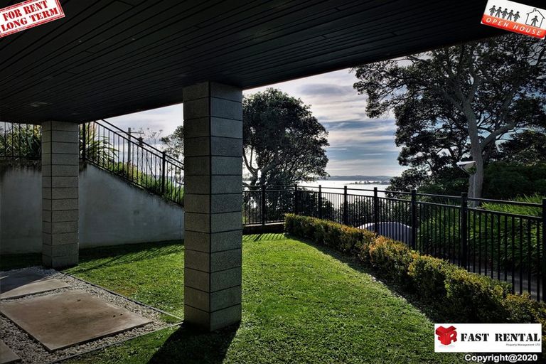 Photo of property in 3 The Rosebowl, Sunnyhills, Auckland, 2010