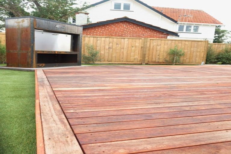 Photo of property in 76 Slacks Road, Awapuni, Palmerston North, 4412