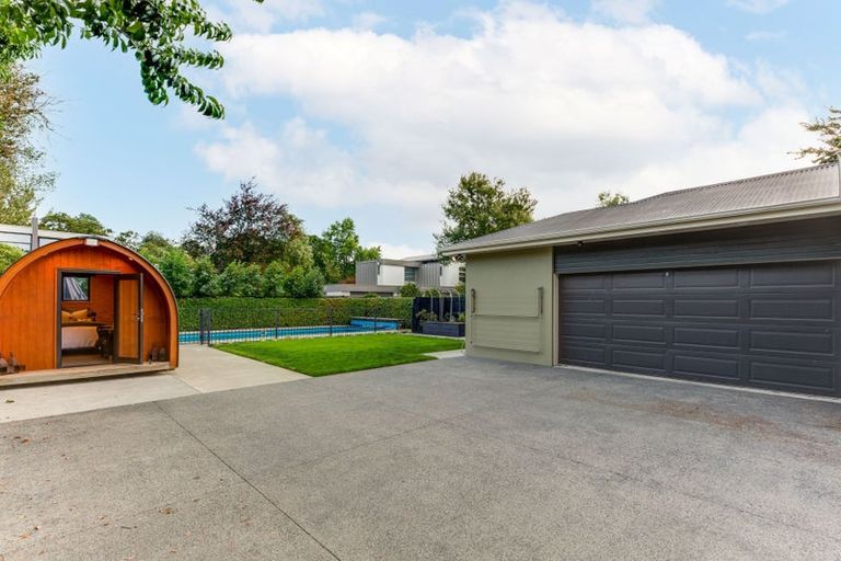 Photo of property in 66 Kahu Road, Fendalton, Christchurch, 8041