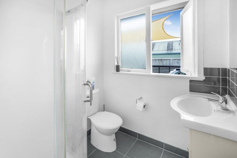 Photo of property in 94 Aurora Terrace, Hillcrest, Hamilton, 3216