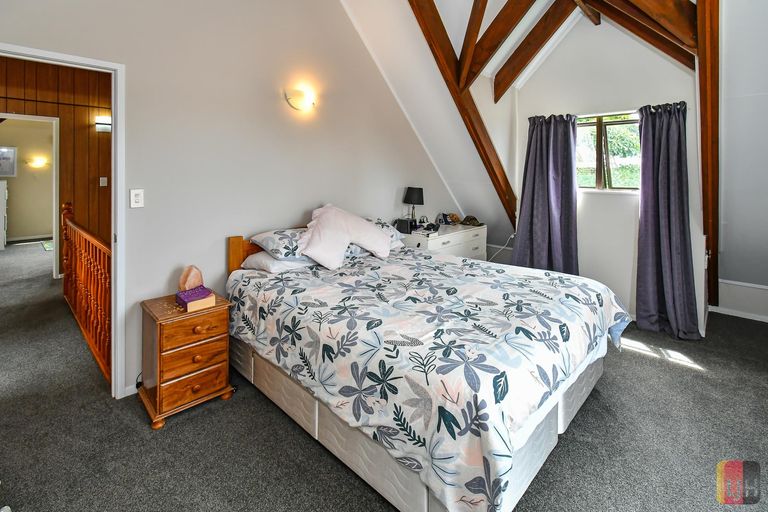 Photo of property in 14 Hadley Wood Drive, Wattle Downs, Auckland, 2103