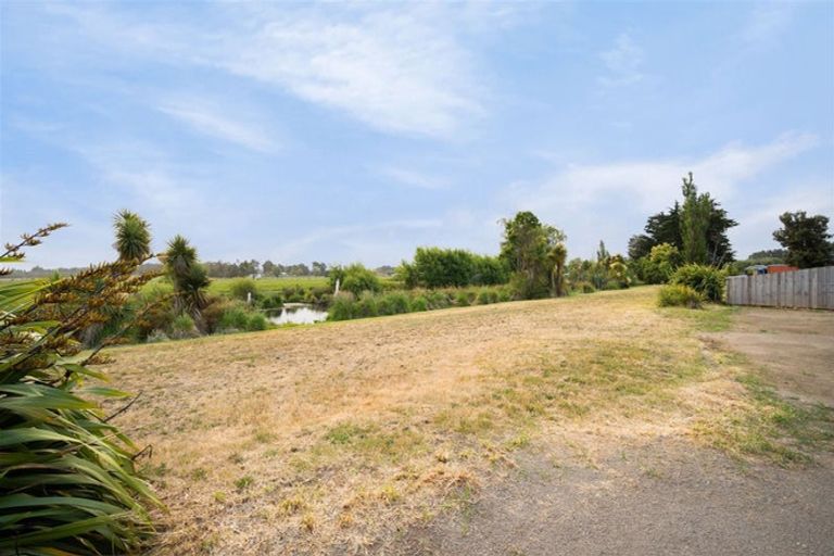 Photo of property in 6 Riverside Lane, Spencerville, Christchurch, 8083