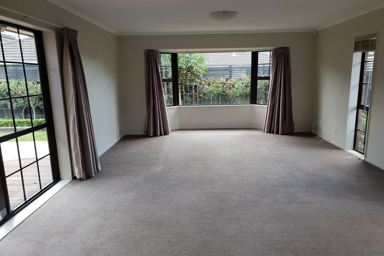 Photo of property in 6 Jensen Street, Hokowhitu, Palmerston North, 4410