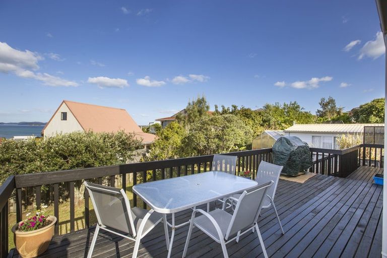 Photo of property in 16 Matangi Terrace, Snells Beach, 0920