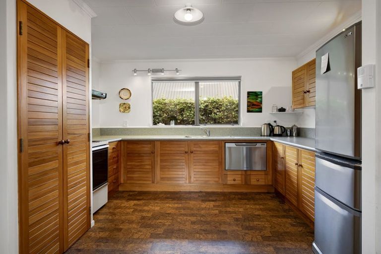 Photo of property in 40 Kapanui Road, Waikanae, 5036