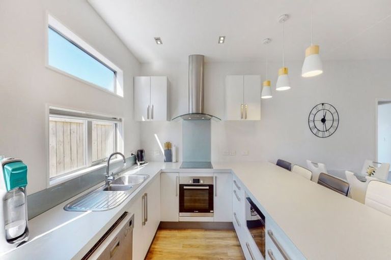 Photo of property in 16b Argentine Avenue, Miramar, Wellington, 6022