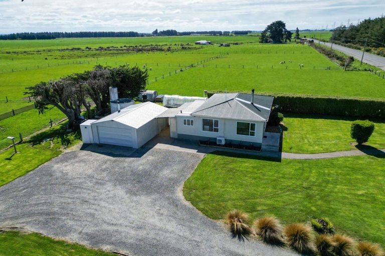 Photo of property in 460 Tiwai Road, Awarua Plains, Invercargill, 9877
