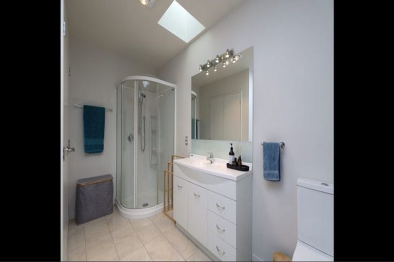 Photo of property in 51 Coster Street, Enner Glynn, Nelson, 7011