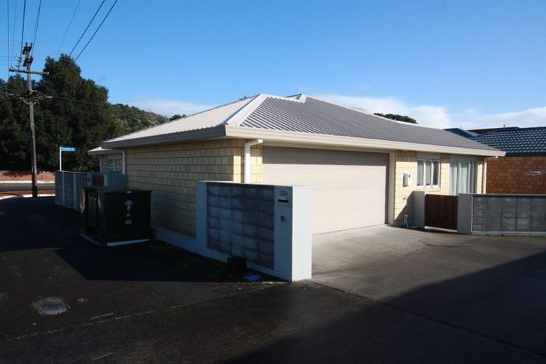 Photo of property in 32 Bulteel Street, New Plymouth, 4310