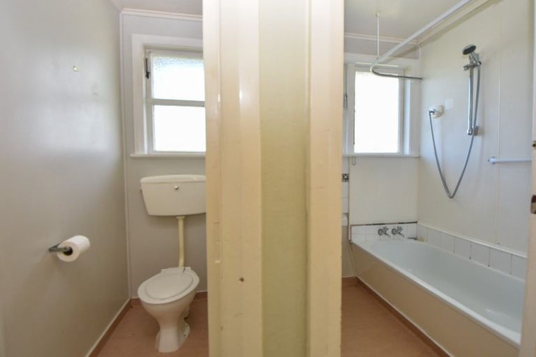 Photo of property in 162 Cole Street, Masterton, 5810