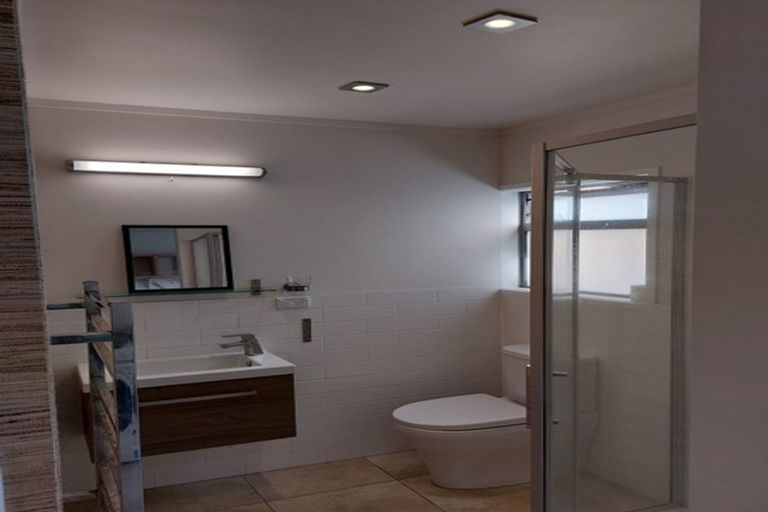 Photo of property in 8a Ewen Street, Takapuna, Auckland, 0622