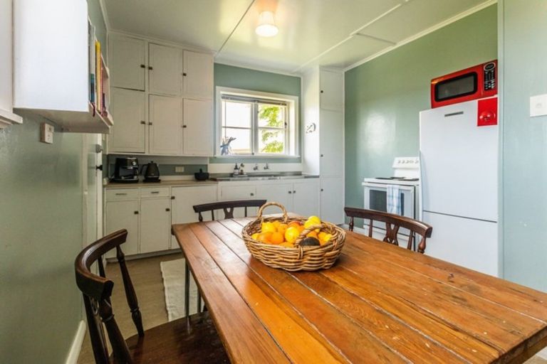 Photo of property in 107 Mackenzie Street, Winton, 9720