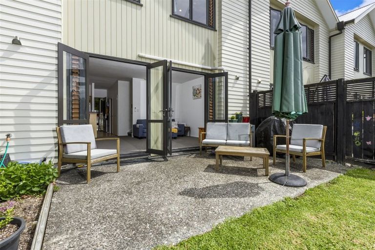 Photo of property in 5/11 The Avenue, Albany, Auckland, 0632