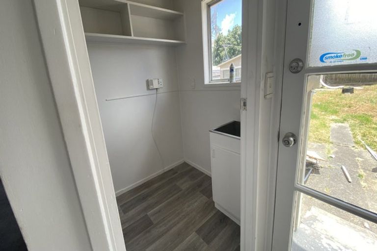 Photo of property in 8 Garth Place, Manurewa, Auckland, 2102