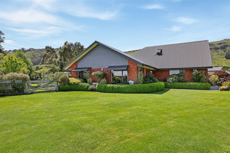 Photo of property in 5 Highlight Lane, Heathcote Valley, Christchurch, 8022