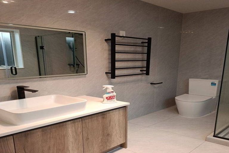 Photo of property in 17 Bushfield Drive, Flat Bush, Auckland, 2019