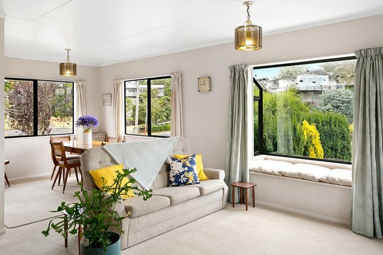 Photo of property in 2/6 Kowhai Road, Rainbow Point, Taupo, 3330