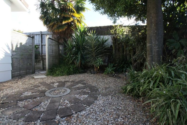 Photo of property in 32b Ranginui Road, Welcome Bay, Tauranga, 3112