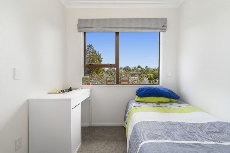 Photo of property in 73 Sutherland Road, Brookfield, Tauranga, 3110