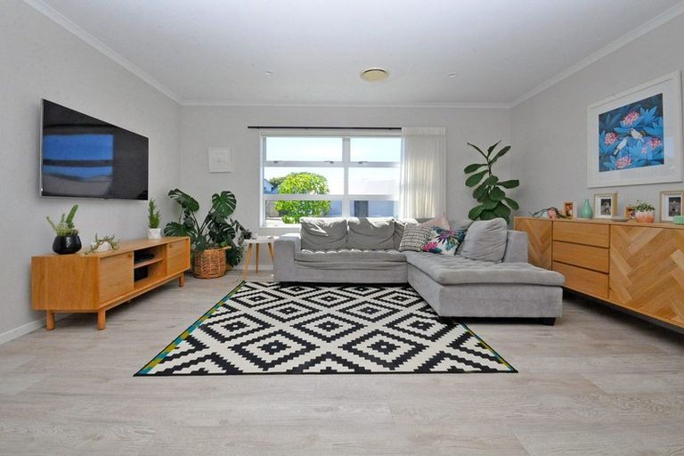 Photo of property in 9 Magnolia Lane, Kaukapakapa, Helensville, 0875
