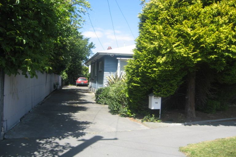 Photo of property in 16 Deyell Crescent, Sydenham, Christchurch, 8023