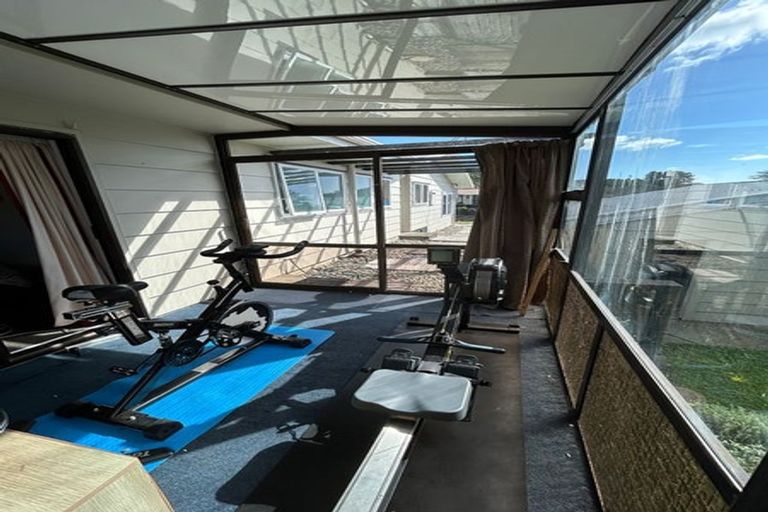 Photo of property in 33 Riwai Street, Paraparaumu, 5032