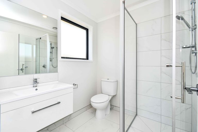 Photo of property in 32 Korowhiti Road, Clarks Beach, 2122